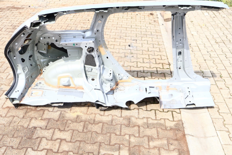 VOLVO XC60 I LIFT ĆWIARTKA BŁOTNIK LEWA TYŁ 711-16