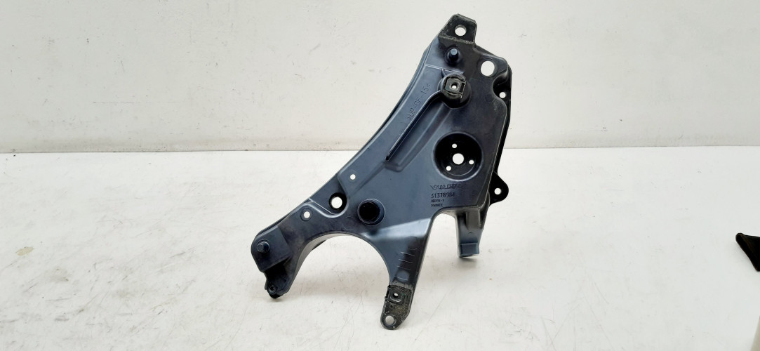 VOLVO V90 II ŚLIZG MOCOWANIE BŁOTNIKA LEWY PRZÓD 721-16 31378984