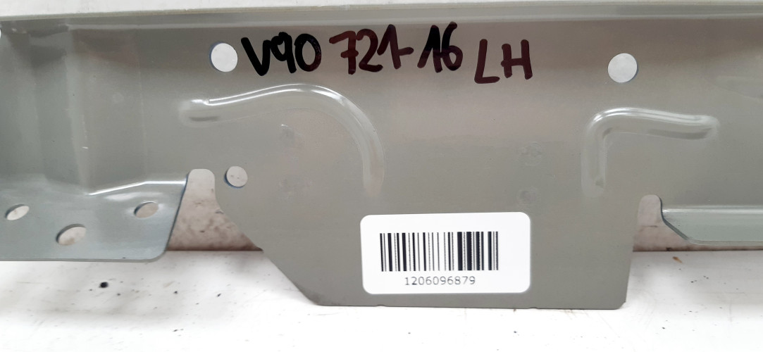 VOLVO V90 II MOCOWANIE BŁOTNIKA LEWY PRZÓD 721-16