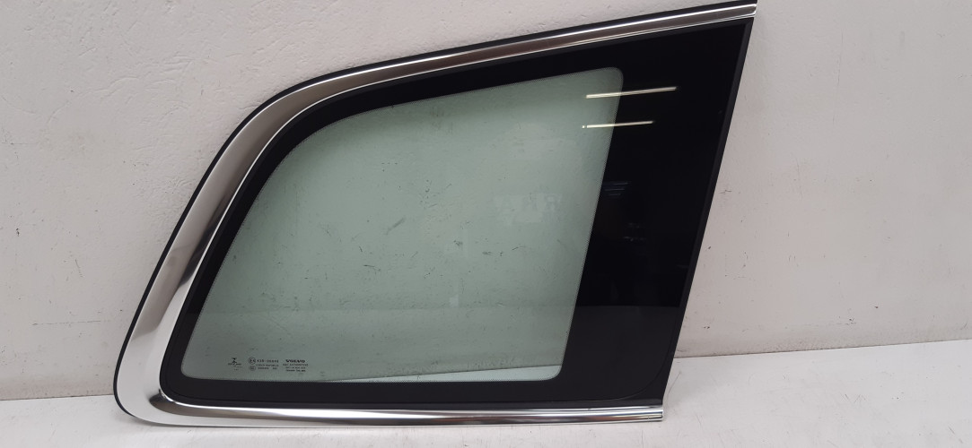 VOLVO XC90 II SZYBA KAROSERYJNA PRAWA 31371030