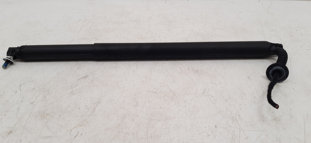 VOLVO XC90 II SIŁOWNIK KLAPY BAGAŻNIKA 7 PIN 31690604
