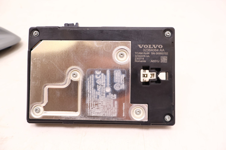 VOLVO XC90 II PŁETWA ANTENA DACHOWA 740 40011834, 32364064