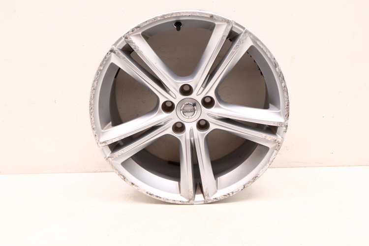 VOLVO S90 II FELGA ALUMINIOWA 18X8.0 31434951