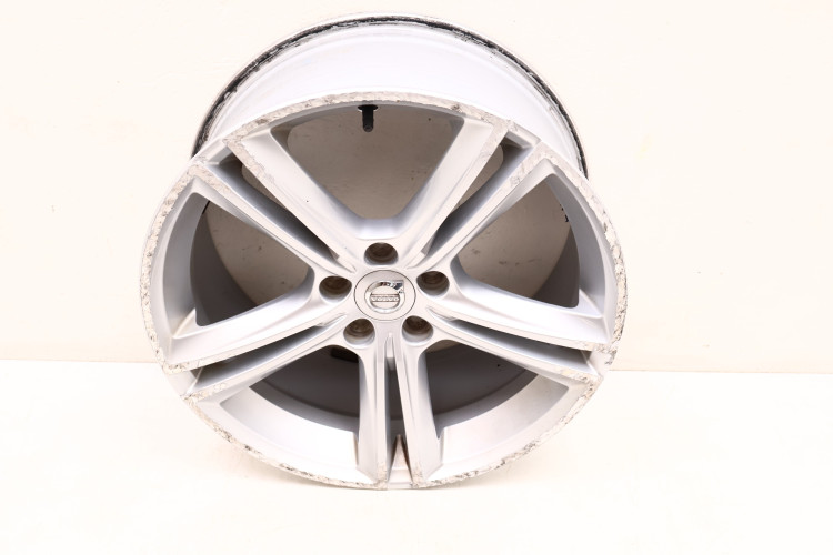 VOLVO S90 II FELGA ALUMINIOWA 18X8.0 31434951