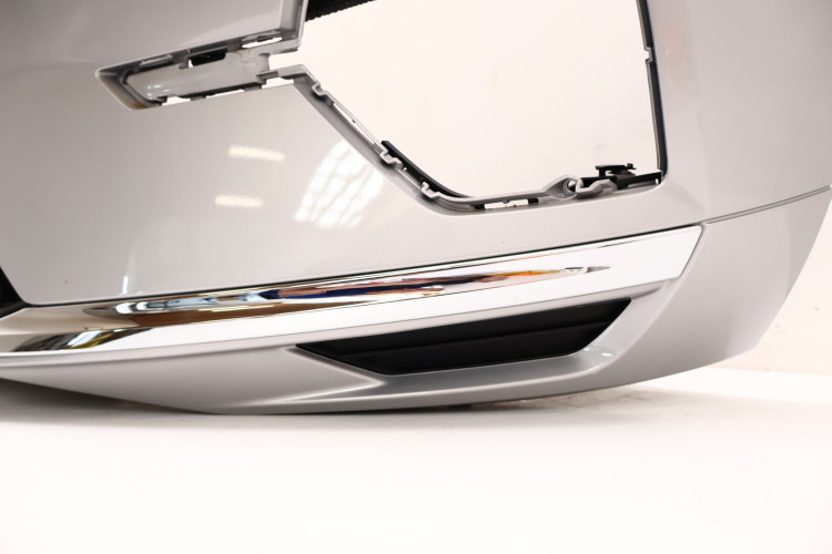 VOLVO XC60 II LIFT ZDERZAK PRZÓD 735-15