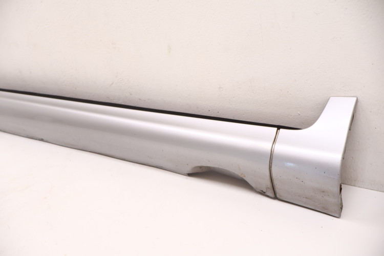 VOLVO XC60 I LIFT LISTWA PROGOWA PRAWA 711-16 39819658