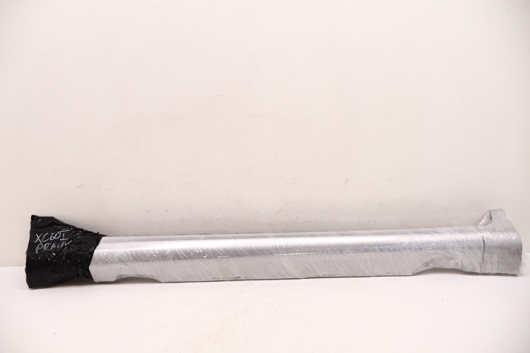 VOLVO XC60 I LIFT LISTWA PROGOWA PRAWA 711-16 39819658