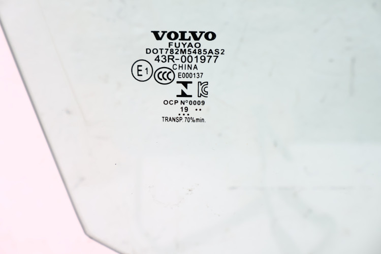 VOLVO S90 II SZYBA DRZWI PRAWA PRZÓD