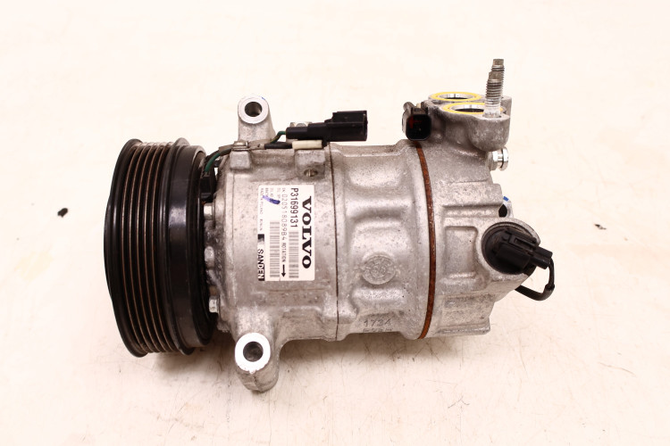 VOLVO S90 II 2.0 D4 SPRĘŻARKA KLIMATYZACJI 31699131
