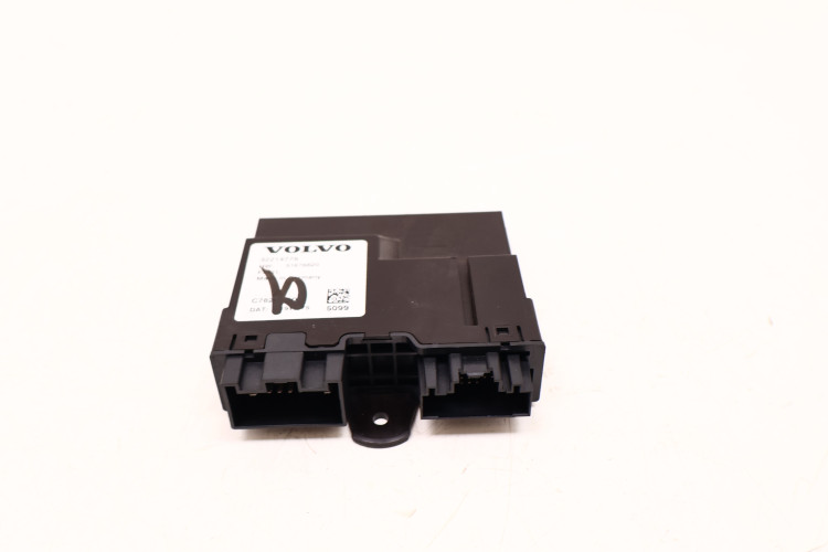 VOLVO S90 II 2.0 D4 MODUŁ STEROWNIK KLAPY BAGAŻNIKA 32214779
