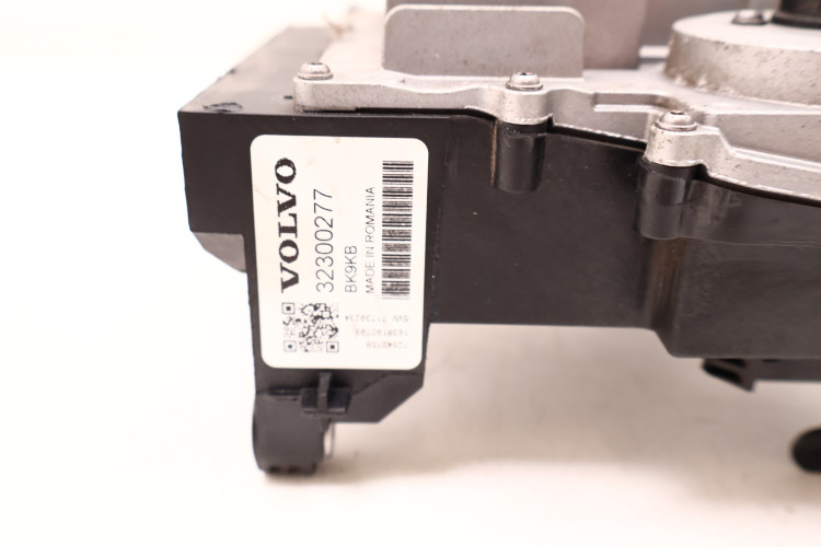 VOLVO S90 II 2.0 D4 MODUŁ AKUMULATORA 32300277