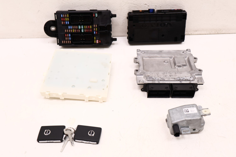 VOLVO S90 II 2.0 D4 KOMPUTER STACYJKA BSI 32142591, 31489809, 31472789, 32242005, 32246736