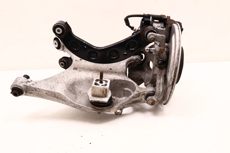 VOLVO S90 II 2.0 D4 PIASTA ZWROTNICA PRAWA TYŁ 32217285, 32246509, 31658530, 31687346, 31687506