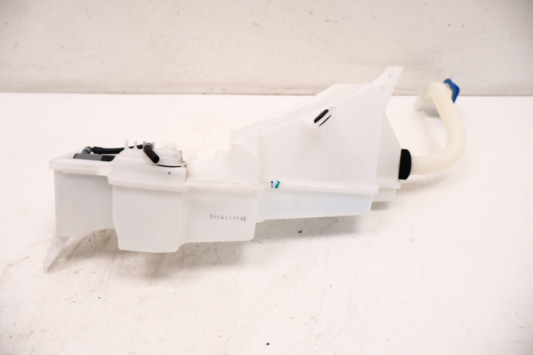VOLVO S90 II ZBIORNICZEK SPRYSKIWACZY 32237465