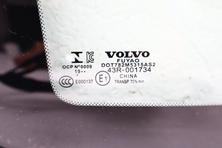 VOLVO S90 II SZYBA KAROSERYJNA LEWA 31689018
