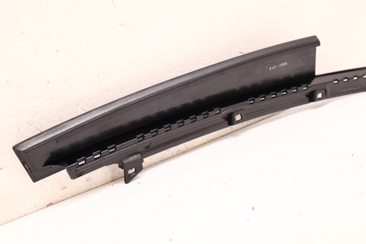 VOLVO S90 II LISTWA DRZWI PIONOWA PRAWA PRZÓD 31378624
