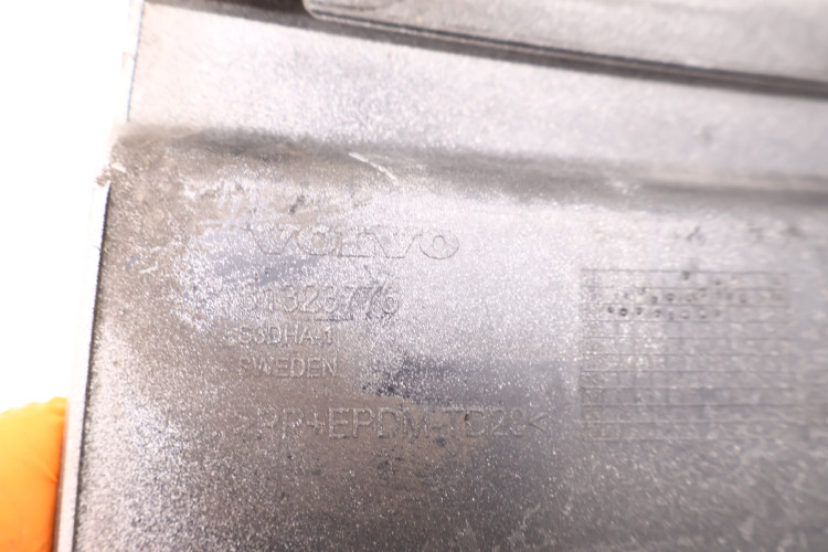 VOLVO XC60 I LIFT LISTWA ZDERZAKA TYŁ 31323776