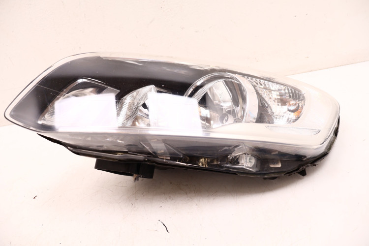 VOLVO XC60 I LIFT LAMPA LEWA PRZÓD UK 31358111