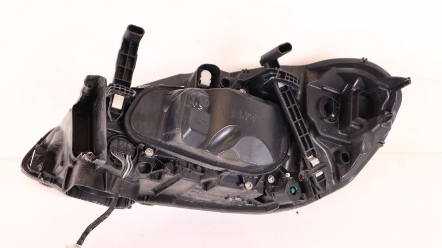 VOLVO XC60 I LIFT LAMPA PRAWA PRZÓD 31358112 UK