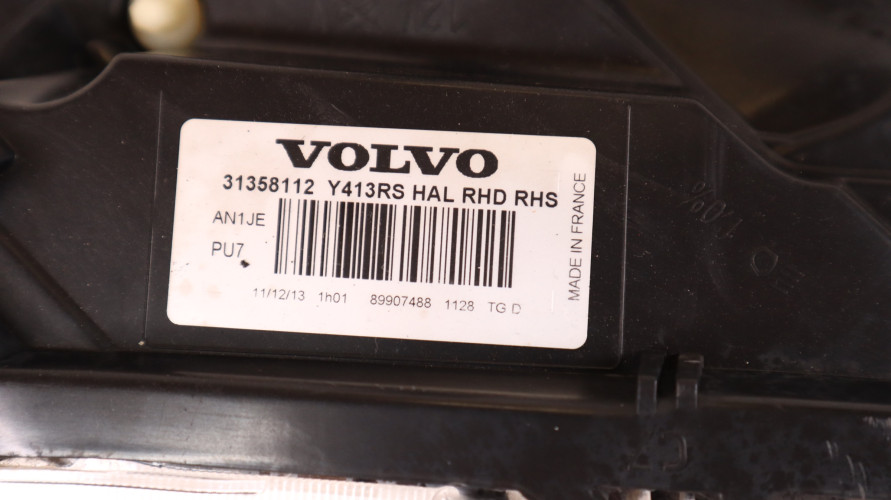 VOLVO XC60 I LIFT LAMPA PRAWA PRZÓD 31358112 UK