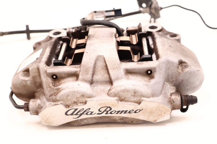 ALFA ROMEO GIULIA 2.2 MTJ ZACISK HAMULCA PRAWY PRZÓD 505447560