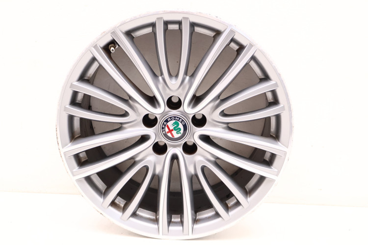 ALFA ROMEO GIULIA FELGA ALUMINIOWA 18X8.0 156107471