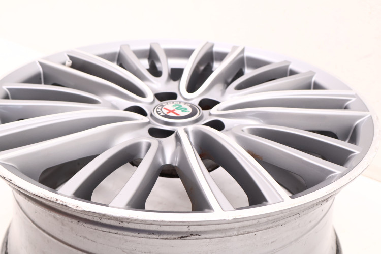 ALFA ROMEO GIULIA FELGA ALUMINIOWA 18X8.0 156107471