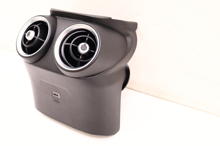 ALFA ROMEO GIULIA KRATKA NAWIEWU GNIAZDO USB 156129168