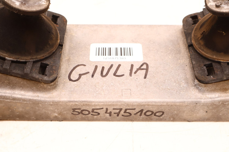 ALFA ROMEO GIULIA ŁAPA PODUSZKA SKRZYNI 505475100