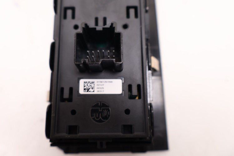 ALFA ROMEO GIULIA PRZEŁĄCZNIK PANEL SZYB LEWY PRZÓD 156129169
