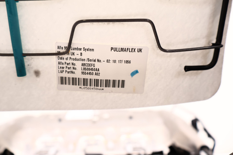 ALFA ROMEO GIULIA STELAŻ FOTELA PRAWY PRZÓD