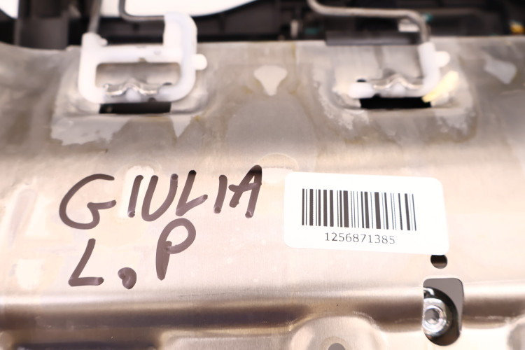 ALFA ROMEO GIULIA STELAŻ FOTELA LEWY PRZÓD