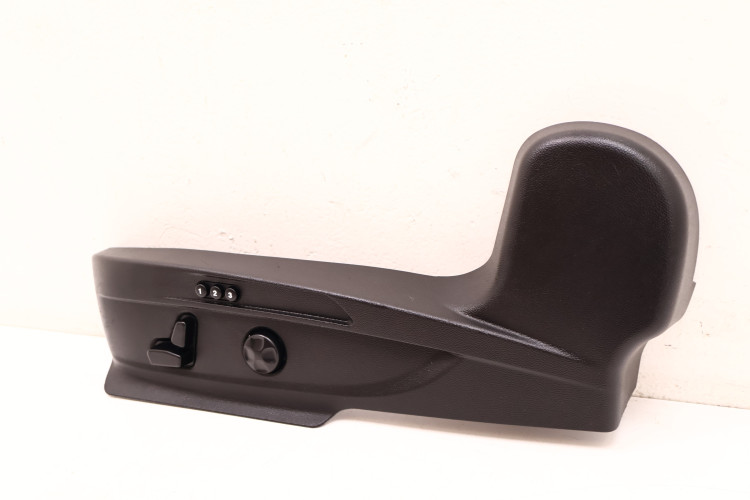 ALFA ROMEO GIULIA PRZEŁĄCZNIK PANEL FOTELA LEWY PRZÓD 670006150