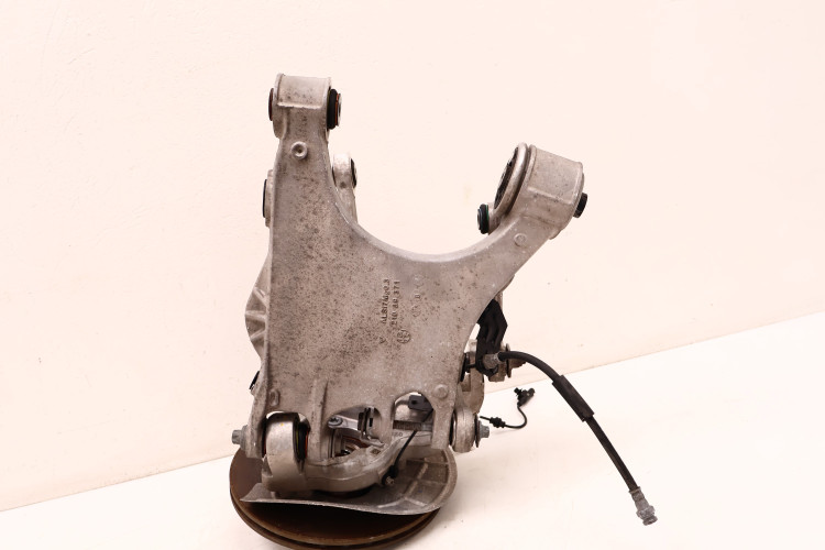 ALFA ROMEO GIULIA 2.2 MTJ ZWROTNICA ZAWIESZENIE LEWE TYŁ 50543985, 50549123