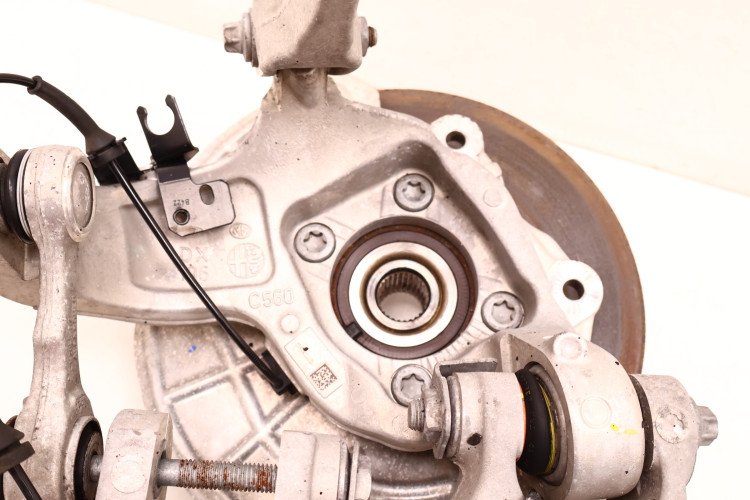 ALFA ROMEO GIULIA 2.2 MTJ ZWROTNICA ZAWIESZENIE PRAWE TYŁ 50549121, 50543988