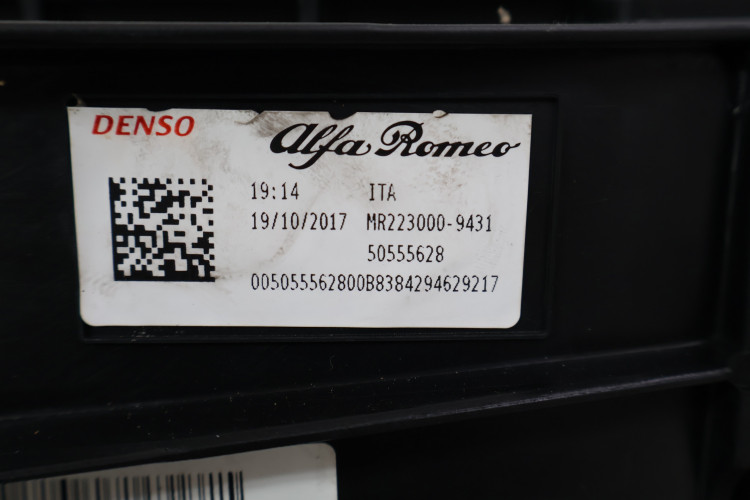 ALFA ROMEO GIULIA 2.2 MTJ PAS PRZEDNI CHŁODNICE 505470400, 50534301, 50555629, 50555628