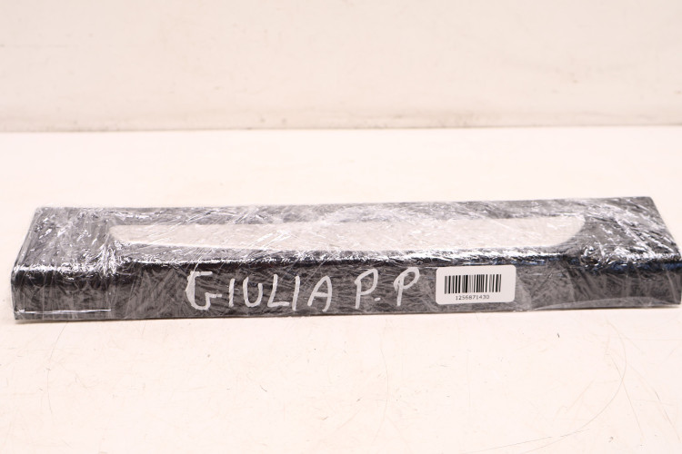ALFA ROMEO GIULIA LISTWA NAKŁADKA PROGU PRAWA 156107572