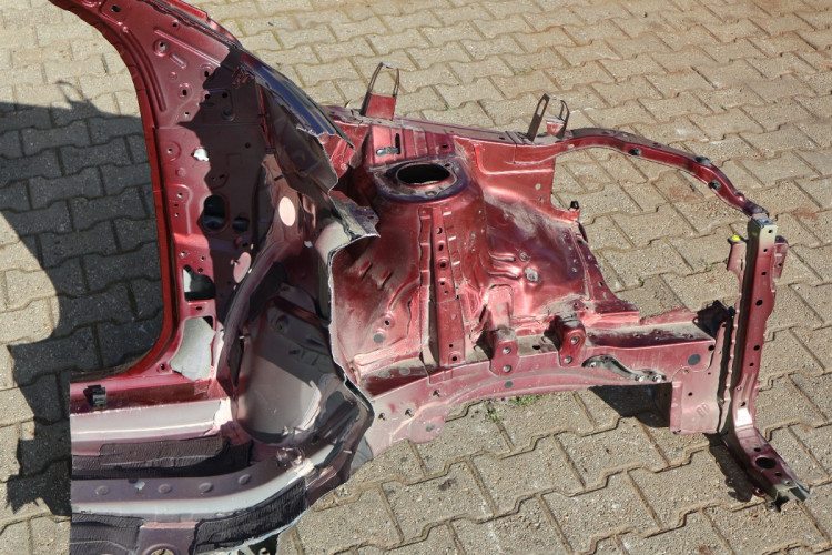TOYOTA RAV4 IV ĆWIARTKA LEWA PRZÓD