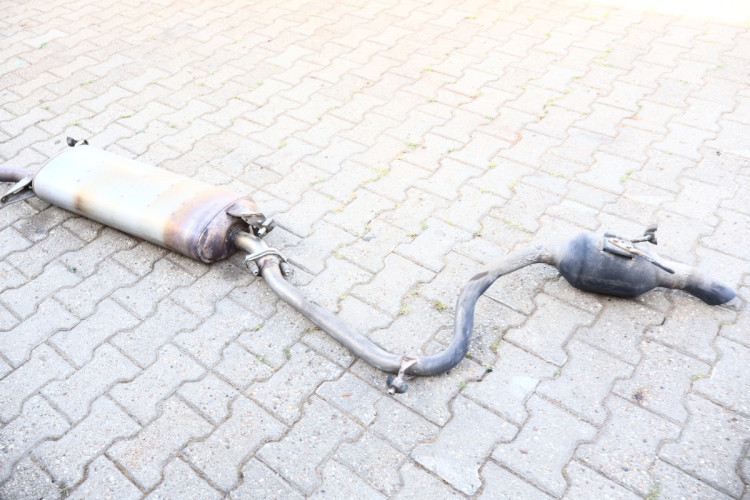 TOYOTA RAV4 IV 2.0 VVTI RURA WYDECH TŁUMIK 33724, 13722
