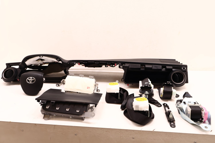 TOYOTA RAV4 IV LIFT DESKA ROZDZIELCZA ZESTAW AIRBAG