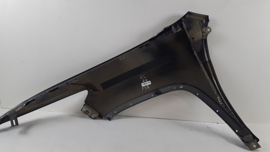 JEEP CHEROKEE KL BŁOTNIK PRAWY PRZÓD PXR