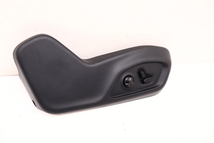 JEEP COMPASS II 17- OSŁONA FOTELA PRAWA 6MJ76TRMAA, 56046232AA