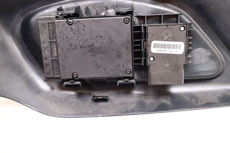 JEEP COMPASS II 17- OSŁONA FOTELA PRAWA 6MJ76TRMAA, 56046232AA