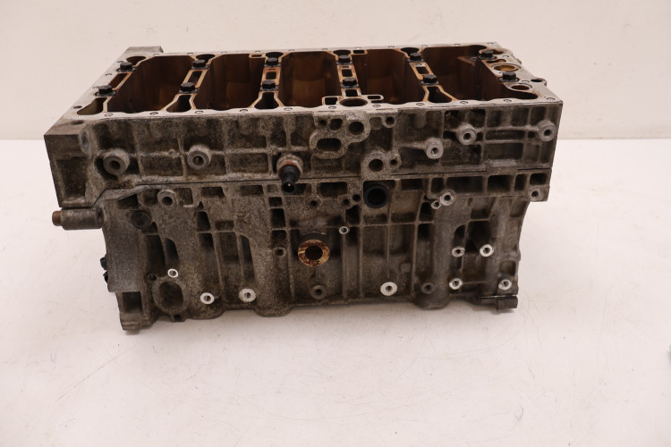 VOLVO V70 2.5T BLOK SILNIKA B5254T2