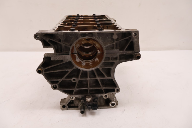 VOLVO V70 2.5T BLOK SILNIKA B5254T2