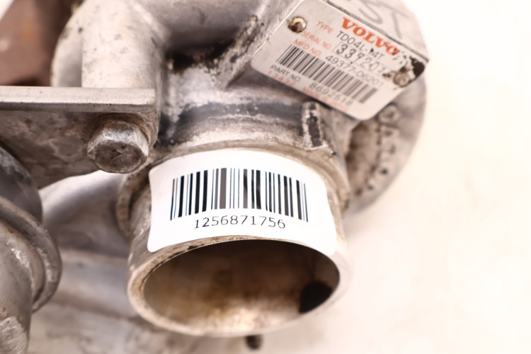 VOLVO V70 2.5T TURBOSPRĘŻARKA 49377-06201