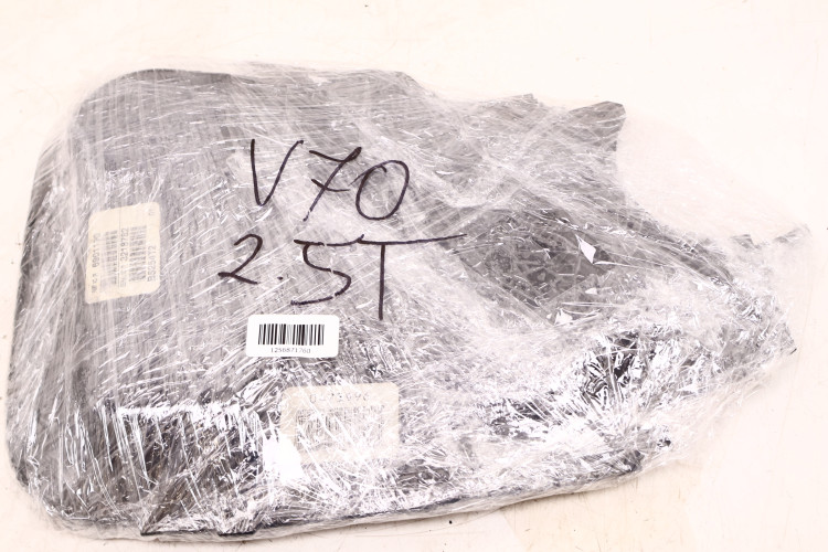 VOLVO V70 2.5T OSŁONA OBUDOWA PASKA ROZRZĄDU 8642372, 3218782