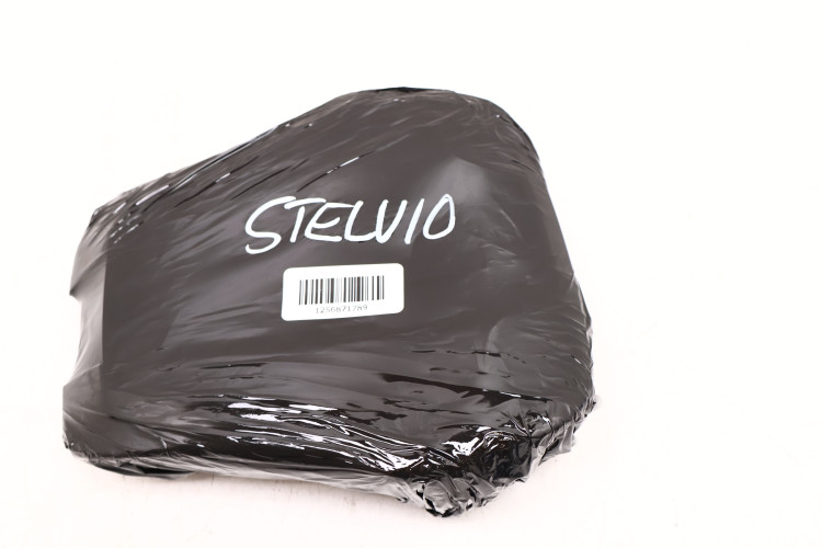 ALFA ROMEO STELVIO LAMPKA PODSUFITKI '01561691630