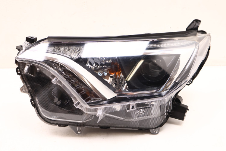 TOYOTA RAV4 IV LIFT LAMPA LEWA PRZÓD
