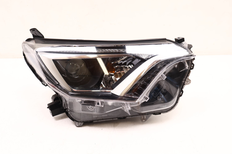 TOYOTA RAV4 IV LIFT LAMPA PRAWA PRZÓD